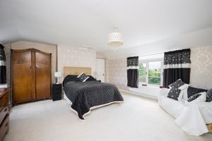 Bedroom- click for photo gallery